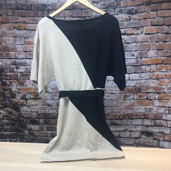 Trina Turk belted sweater tunic - Picture 5 of 6